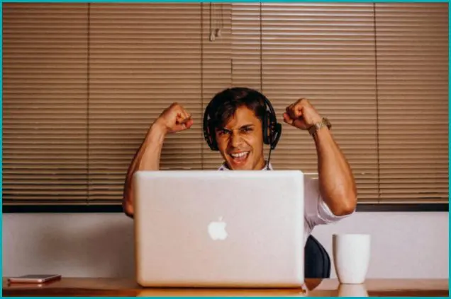 Chatbots: criando diálogos que impulsionam negócios