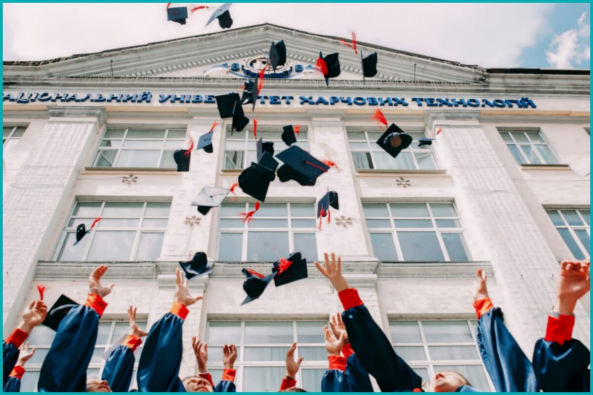 Dicas para conseguir pagar a faculdade dos filhos